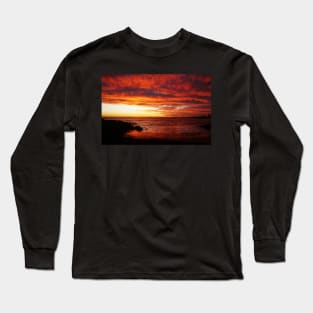 Red Sky at Night, Elwood Beach Long Sleeve T-Shirt